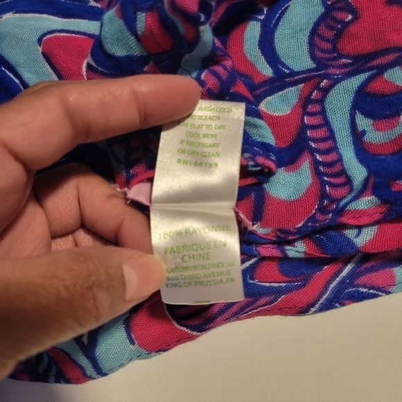 Lilly pulitzer Riley Infinity Scarf. - Picture 5 of 11